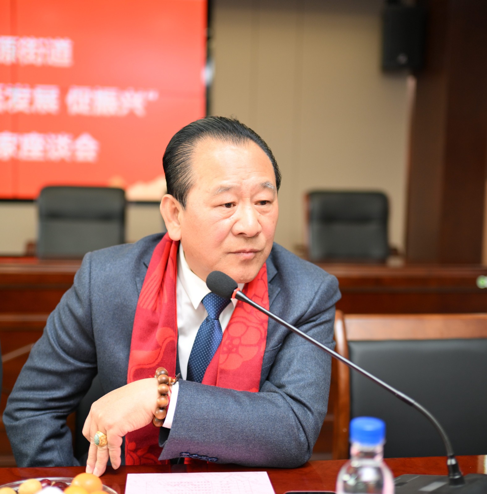 易順建工集團(tuán)有限公司參加松源街道“迎新春 話發(fā)展 促振興”企業(yè)家座談會